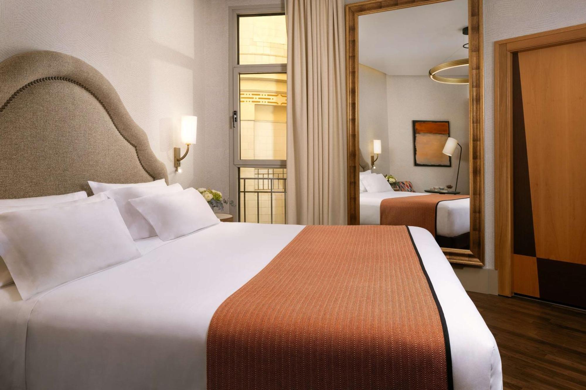 Nh Collection Madrid Paseo Del Prado Hotel Exterior foto A bedroom at the hotel