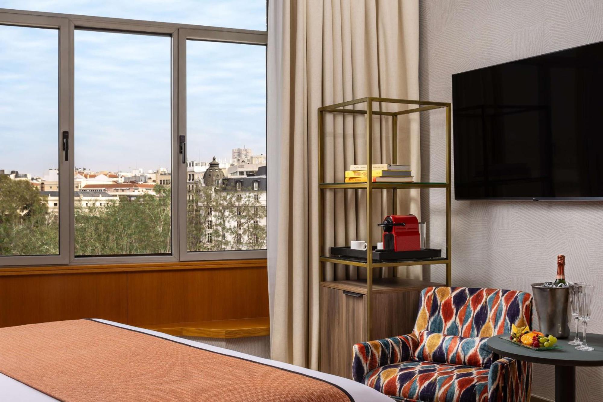 Nh Collection Madrid Paseo Del Prado Hotel Exterior foto A room at the hotel